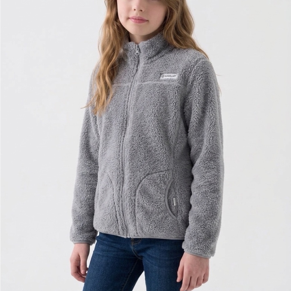 Magellan Outdoors Women's Gray Teddy Fleece Zip Jacket